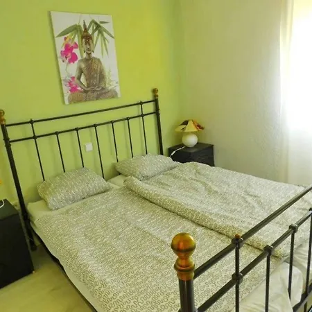 Apartment Beautiful 2 Bedroom Near Puerto Rico